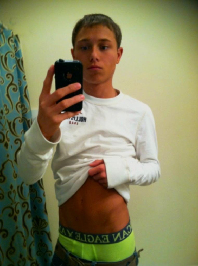 Daniel Hot Selfshot